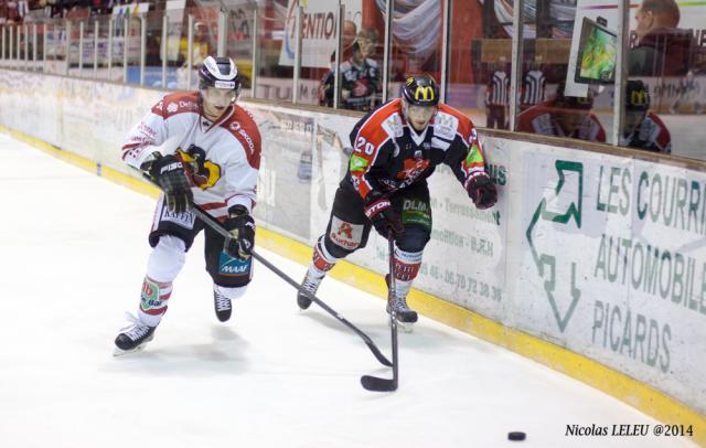 Photo hockey Ligue Magnus - LM playoff, 1er tour, match 1 : Amiens  vs Morzine-Avoriaz - Stuart libre les siens dans un match ferm