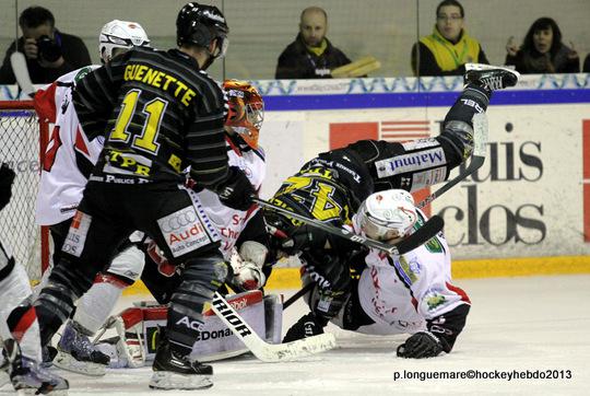 Photo hockey Ligue Magnus - LM Playoffs : 1/2, match 2 : Rouen vs Brianon  - Rouen reste dans la course.