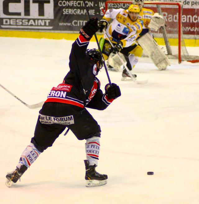 Photo hockey Ligue Magnus - LM Playoffs : 1er tour, match 2 : Amiens  vs Strasbourg  - Les Gothiques galisent 