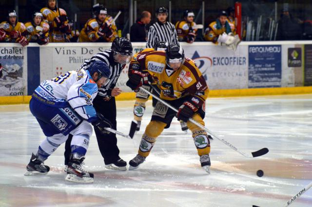 Photo hockey Ligue Magnus - LM Playoffs : 1er tour, match 2 : Morzine-Avoriaz vs Villard-de-Lans - Les Pingouins revanchards