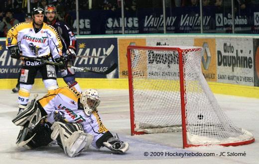 Photo hockey Ligue Magnus - Play-off : 1/2 finale, match 1 : Grenoble  vs Rouen - Jusqu