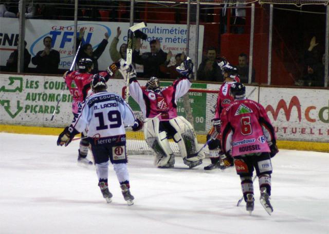 Photo hockey Ligue Magnus - Play-off : 1/4 de finale, match 4 : Amiens  vs Angers  - En route pour la belle...