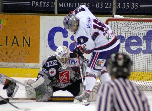 Photo hockey Ligue Magnus - Play-off Ligue Magnus : 1/4 de finale, match 1 : Amiens  vs Grenoble  - La premire aux Brleurs