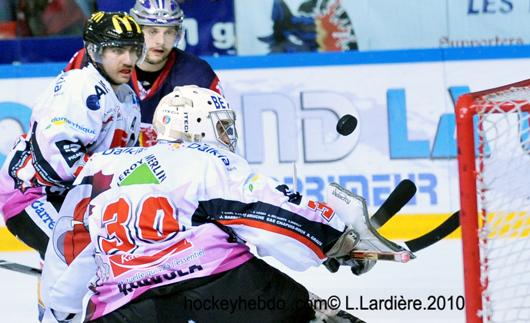 Photo hockey Ligue Magnus - Play-off Ligue Magnus : 1/4 de finale, match 3 : Grenoble  vs Amiens  - Grenoble prend une option