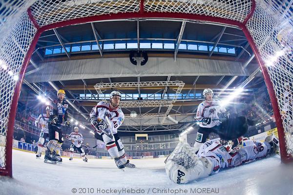 Photo hockey Ligue Magnus - Play-off Ligue Magnus : 1/4 de finale, match 4 : Strasbourg  vs Brianon  - Ce dtail qui fait la diffrence