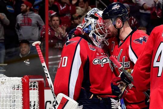 Photo hockey NHL : National Hockey League - AHL - NHL : National Hockey League - AHL - NHL : La muraille de Washington