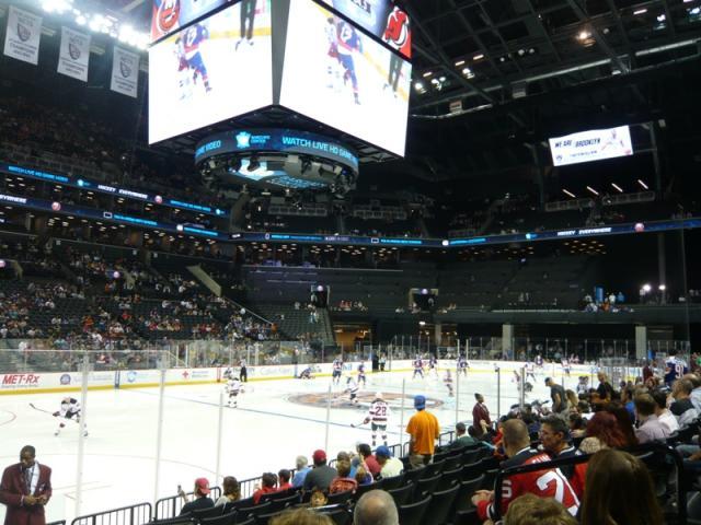 Photo hockey NHL : National Hockey League - AHL - NHL : National Hockey League - AHL - NHL : Les fans des Islanders agacs 