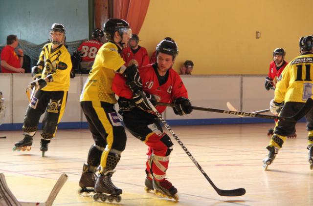 Photo hockey Roller Hockey - Roller Hockey - Roller N2 : Une patte en playoff pour les Griffons
