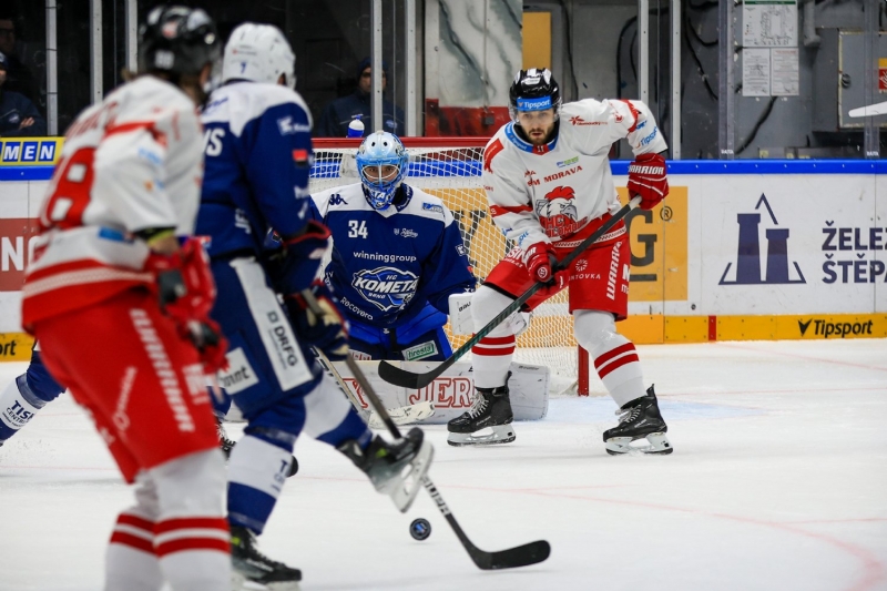 Photo hockey TELH - Tipsport Extraliga Lednho Hokeje - TELH - Tipsport Extraliga Lednho Hokeje - TELH : A la relance