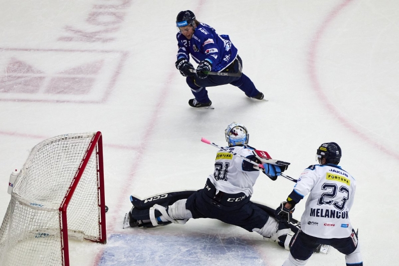 Photo hockey TELH - Tipsport Extraliga Lednho Hokeje - TELH - Tipsport Extraliga Lednho Hokeje - TELH : La lutte pour la survie se poursuit