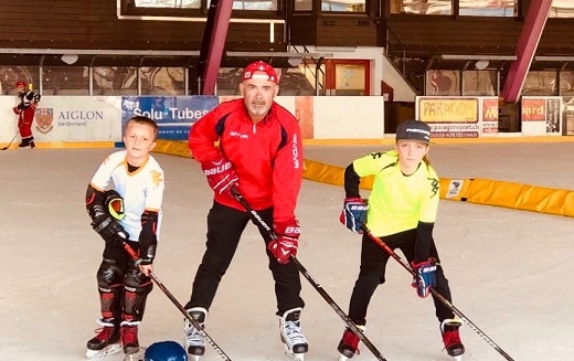 Photo hockey Laurent Bougro :  Il est trs important pour nous que les jeunes aient plaisir  venir  la patinoire sentrainer  - Suisse - Divers : Villars-sur-Ollon (Villars HC)