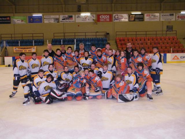 Photo hockey Clermont - Tournoi Pee Wee Canada Suite - Hockey Mineur : Clermont-Ferrand (Les Sangliers Arvernes)