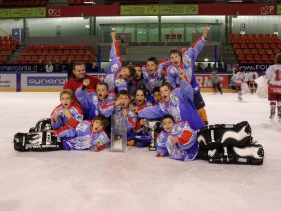 Photo hockey Clermont: vainqueur Tournoi Grenoble U9 : - Hockey Mineur : Clermont-Ferrand (Les Sangliers Arvernes)