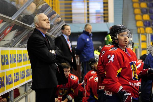 Photo hockey CM 1 (B) : Les Roumains sauvs ? - Championnats du monde