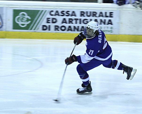 Photo hockey CM U18 - D1 : E. Berthon en direct - Championnats du monde