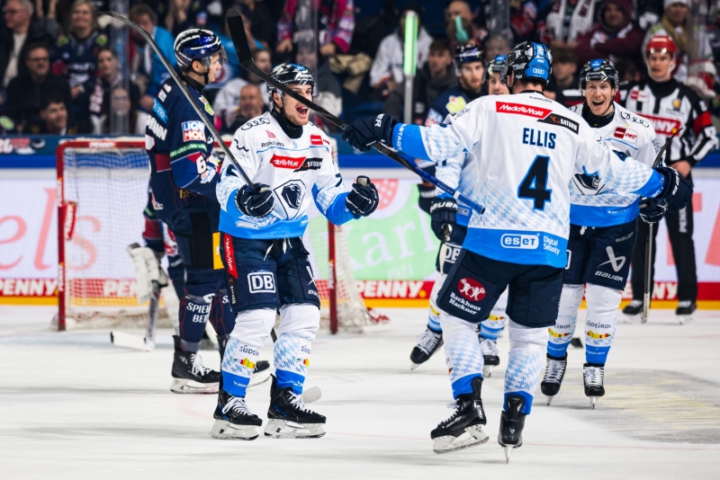 Photo hockey DEL : Duel du haut et du bas - Hockey en Europe