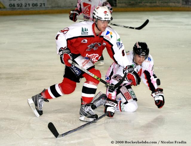 Photo hockey Finale CDL : Coup dur pour Brianon - Coupe de la Ligue ARCHIVES : Brianon  (Les Diables Rouges)