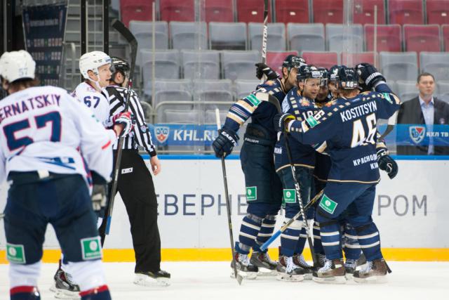 Photo hockey KHL : Avec un Leopard dans le moteur - KHL - Kontinental Hockey League