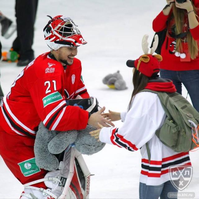 Photo hockey KHL : Blanchissage et peluches - KHL - Kontinental Hockey League