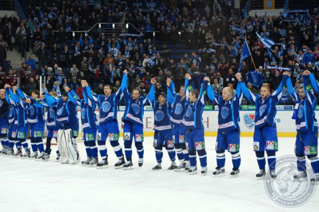 Photo hockey KHL : Cartons - KHL - Kontinental Hockey League