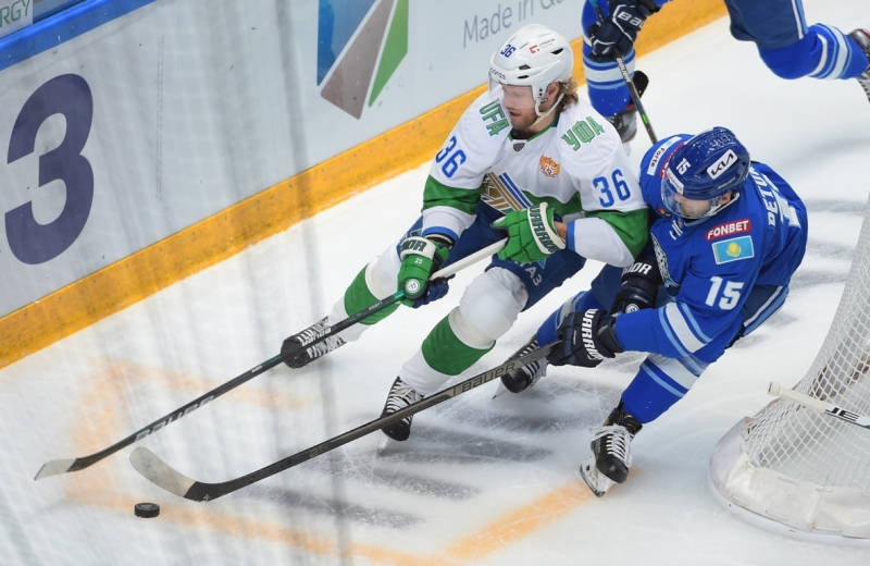 Photo hockey KHL : Cartons et 1re prolongation - KHL - Kontinental Hockey League