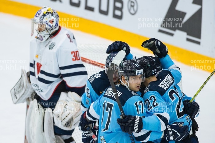 Photo hockey KHL : Dans le bon wagon - KHL - Kontinental Hockey League