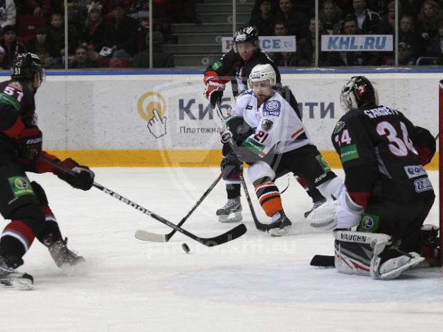 Photo hockey KHL : Dans le premier sillon - KHL - Kontinental Hockey League