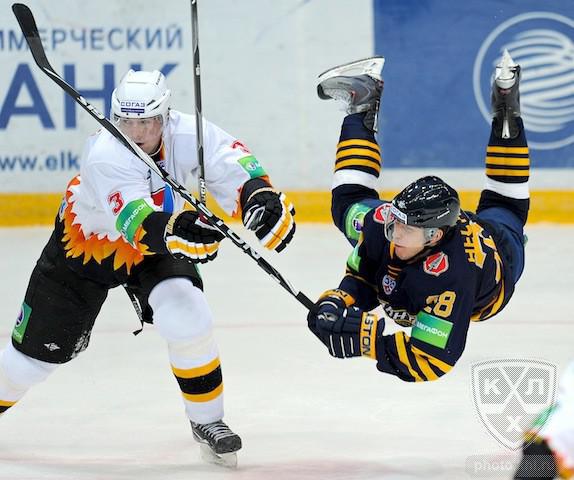 Photo hockey KHL : De bien beaux combats - KHL - Kontinental Hockey League