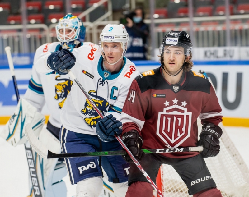 Photo hockey KHL : Duels de tnors - KHL - Kontinental Hockey League