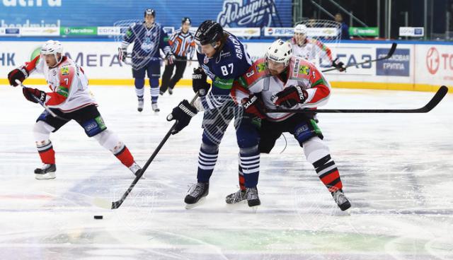 Photo hockey KHL : Et vogue l