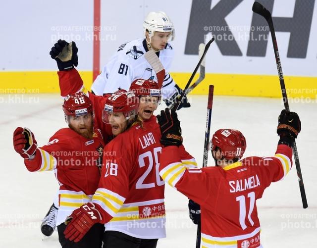 Photo hockey KHL : Faites entrer le Dragon - KHL - Kontinental Hockey League