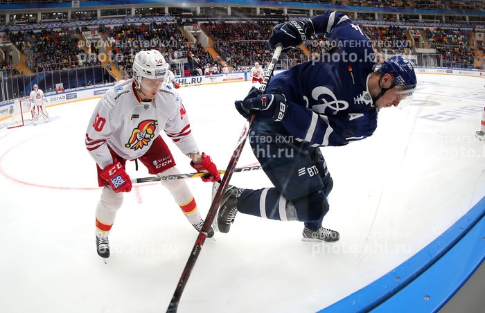 Photo hockey KHL : La capitale russe domine la finlandaise - KHL - Kontinental Hockey League