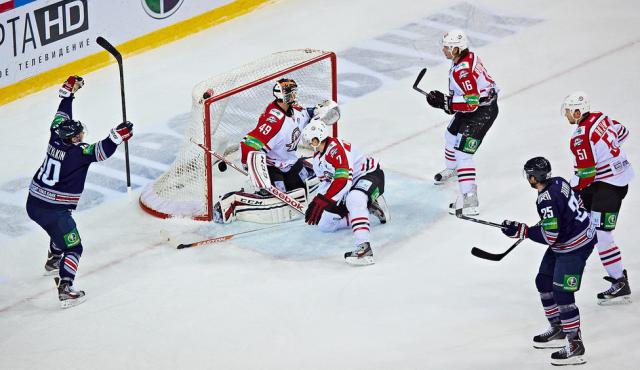 Photo hockey KHL : La chasse est lance - KHL - Kontinental Hockey League