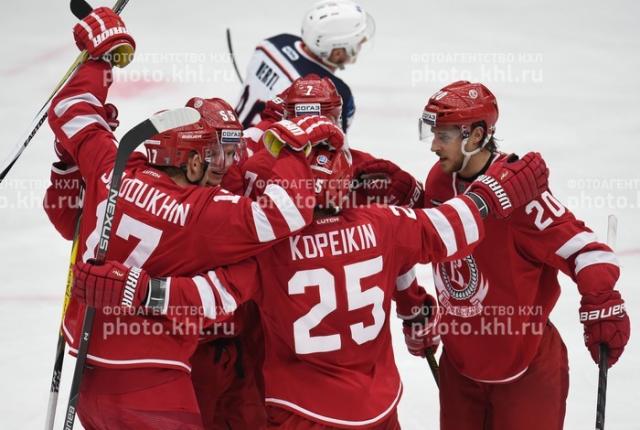 Photo hockey KHL : Le Chevalier terrasse l