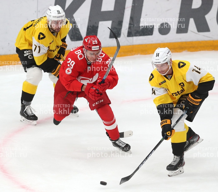 Photo hockey KHL : Le cours de l
