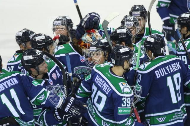 Photo hockey KHL : Le leader noy dans le ptrole - KHL - Kontinental Hockey League