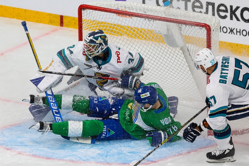 Photo hockey KHL : Le Leopard en chasse - KHL - Kontinental Hockey League