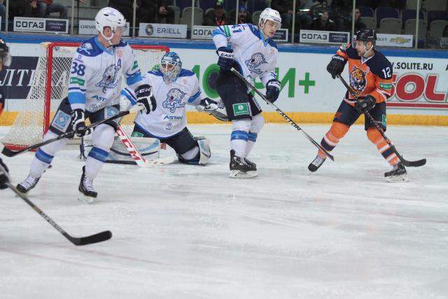 Photo hockey KHL : Le malheur des uns... - KHL - Kontinental Hockey League