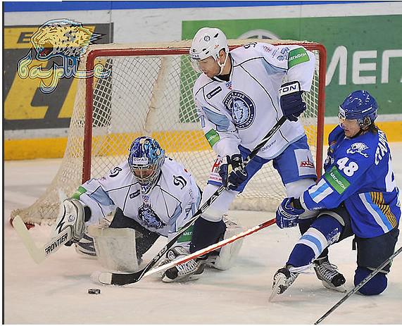 Photo hockey KHL : Le mcanisme est gripp - KHL - Kontinental Hockey League