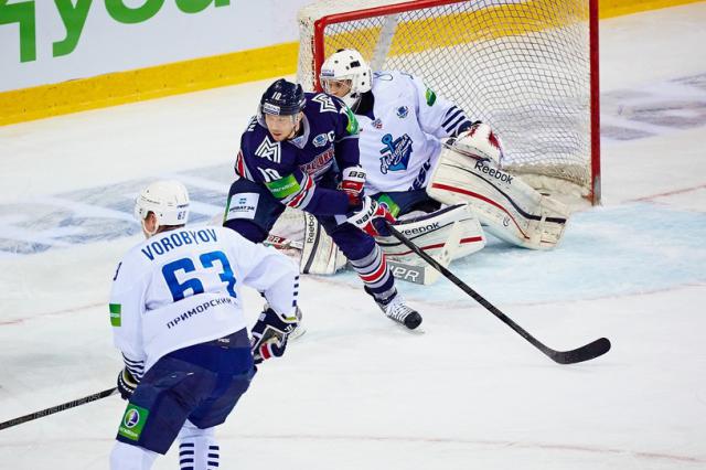 Photo hockey KHL : Le Metallurg Magnitogorsk passe - KHL - Kontinental Hockey League