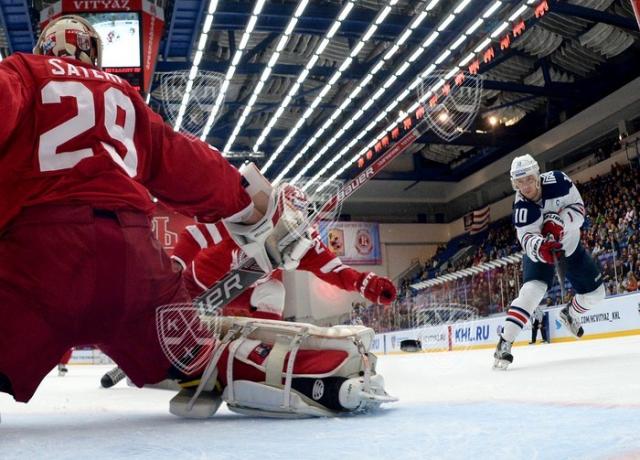 Photo hockey KHL : Le patron guide les siens - KHL - Kontinental Hockey League