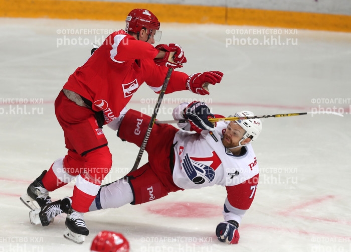 Photo hockey KHL : Le peuple et les cheminots - KHL - Kontinental Hockey League