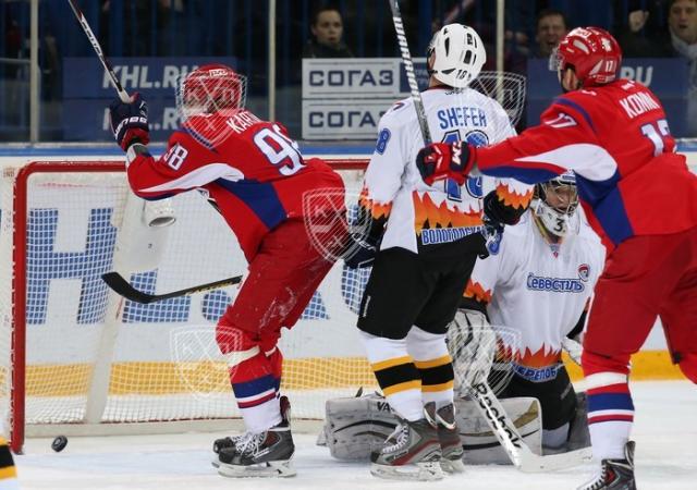 Photo hockey KHL : Le retour du train - KHL - Kontinental Hockey League