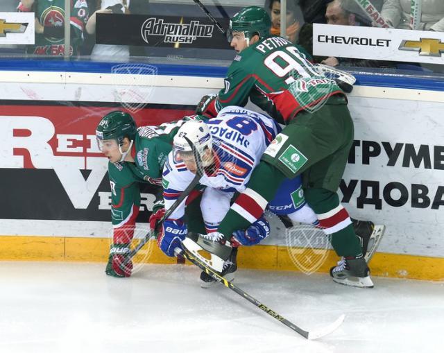 Photo hockey KHL : Le serial buteur a encore frapp - KHL - Kontinental Hockey League