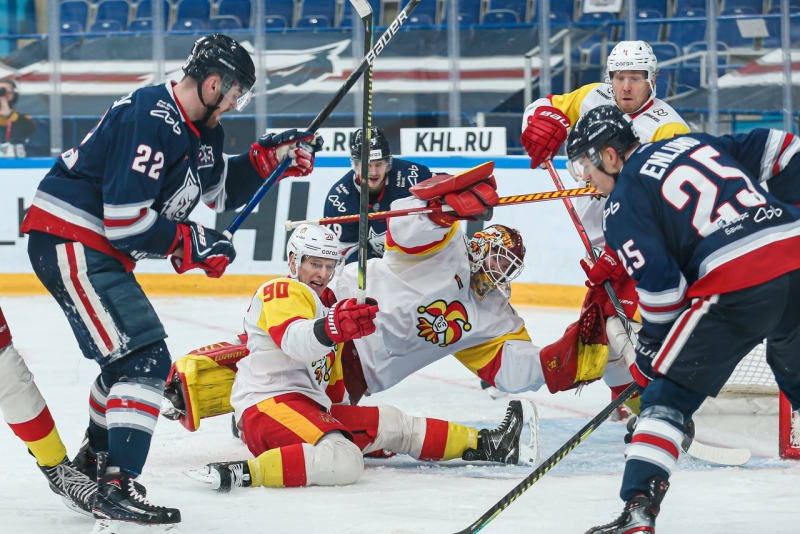 Photo hockey KHL : Les Raffineurs chauffent - KHL - Kontinental Hockey League