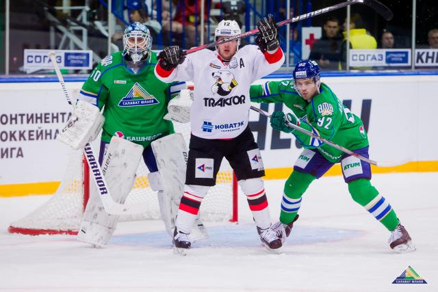 Photo hockey KHL : Ouf ! - KHL - Kontinental Hockey League