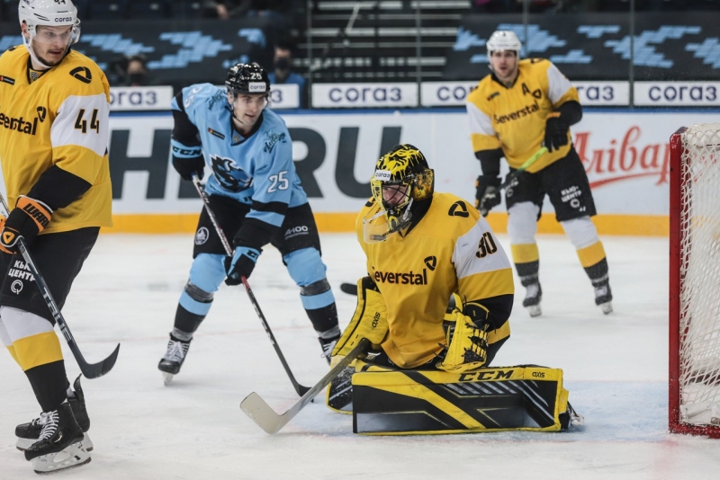 Photo hockey KHL : Petit  petit - KHL - Kontinental Hockey League