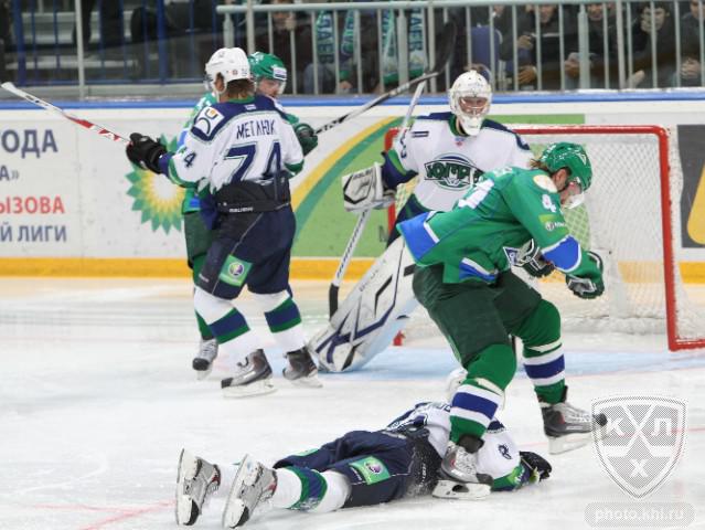 Photo hockey KHL : Quand David bat Goliath - KHL - Kontinental Hockey League