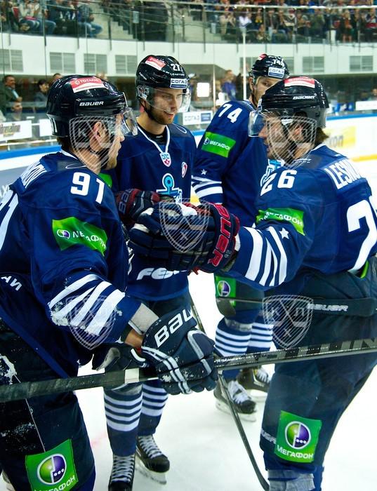 Photo hockey KHL : Rien ne vaut son chez soi - KHL - Kontinental Hockey League