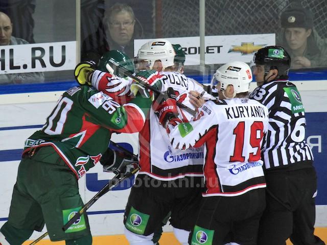 Photo hockey KHL : Tout le monde s